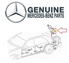 T3-e1-1408005881 1408005881 Genuine Mercedes Rear Lid Element Vacuum Line Plastic For