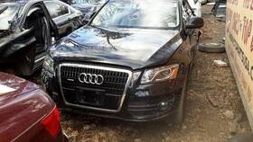 640.au1410 Q5 Audi 2010 Lid Motor Pull Down 8349332 640.au1410 Q5 Audi 2010 Lid Motor Pull Down 8349332