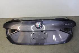 6pa92u9naa Alfa Romeo Giulia Quadrifoglio Trunk W Carbon Spoiler Vesuvio Gray Oem 2017-2024