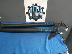 80a827851a07s Audi 172.au1419 18-23 Q5 Liftgate Strut Pair A6