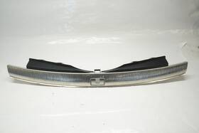 4l0864483a Audi 4l Q7 Aluminum Trunk Scuff Guard 2007-2015 4l0864483a Audi 4l Q7 Aluminum Trunk Scuff Guard 2007-2015