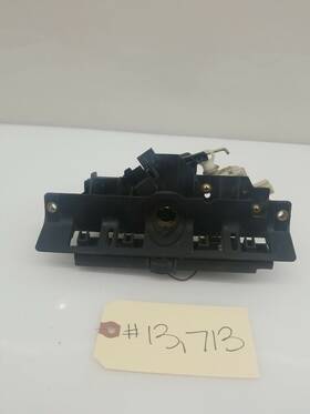 8d9827565h Audi 2005 A4 S4 Avant Quattro Trunk Lock Actuator 8d9827565 H/j
