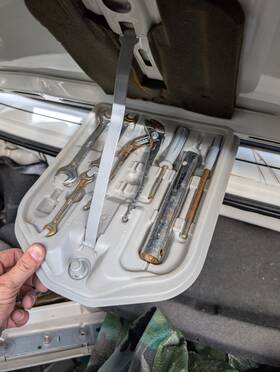 1128911 Bmw Oem E30 Trunk Tool Kit With Lid 325i 318is 325is 325es