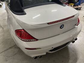 41-62-7-188-584 Bmw 650i M6 Convertible Trunk Lid 06 - 10 Alpine White With Brake Light Perfect