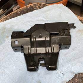512478406 Bmw 3 Series E46 Trunk Latch Actuator