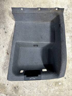 51478190761 Bmw 97-03 E39 5 Series Rear Left Trunk Lid Storage Compartment Cover Trim Panel