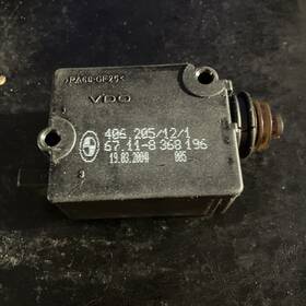 67118368196 Bmw Trunk Lid Actuator Part # E39 528i 540i 525i E52 Alpina Z8