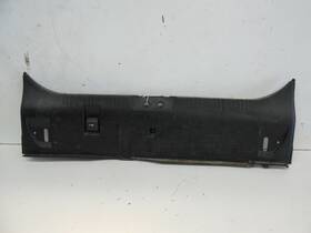 7024863 Bmw 04-10 525i 530i 545i E60 Sedan Trunk Loading Scuff Panel Without Utlet