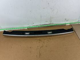 7194176 Bmw 2009-2015 740i Trunk Hatch License Plate Light / Handle Assembly Oem 7194176 Bmw 2009-2015 740i Trunk Hatch License Plate Light / Handle Assembly Oem