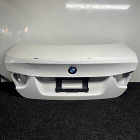 7254425 Bmw Oem E90 Lci 3-series Sedan Rear Trunk Deck Aftermarket Paint 2009-2011 7254425 Bmw Oem E90 Lci 3-series Sedan Rear Trunk Deck Aftermarket Paint 2009-2011