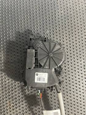 Ua738356107 Bmw 2017-2023 Oem 530i 540i M5 X3 Trunk Lid Lock Lift Motor Actuator