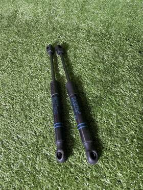Boxi 51 24 7 304 556 Lid Right Lift Cylinder Shock Strut Support Fits Bmw F87 F22 F23 Trunk