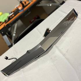 20909187 Cadillac 2011-2015 Cts Coupe Trunk Chrome Trim With Camera And Plate Lights Oem 20909187 Cadillac 2011-2015 Cts Coupe Trunk Chrome Trim With Camera And Plate Lights Oem