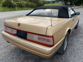 3530542 Cadillac 87-93 Allante Rear Trunk Decklid Lift Gate Gold
