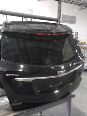 647717 Cadillac Used Deck Lid Fits 2017 Xt5 Grade A