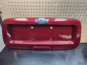 15946873 Chevrolet 02-09 Chevy Trailblazer Gmc Envoy Rear Trunk License Plate Panel Red