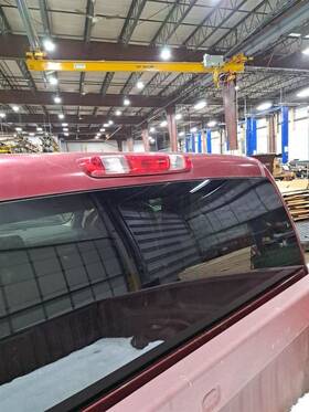 Chevrolet 176.gm8y09 2009 Silverado Truck/pickup 2500 Brake Light Third High Mounted Stop Lamp Sku#43