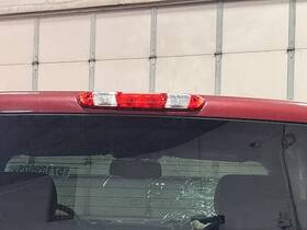 176.gm8z13 Chevrolet Brake Light Third High Mounted Stop Lamp 2013 Silverado Truck/pickup 3500 Sku#41