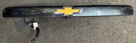 42522172 Chevrolet 2017 2020 Trax Trunk License Trim Molding Emblem Camera Son Of Gun Oem