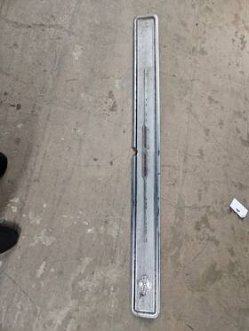 45869 Chevrolet 1966 Chevy Ii Nova Super Sport Rear Trunk Lid Panel Molding Used 45869 Chevrolet 1966 Chevy Ii Nova Super Sport Rear Trunk Lid Panel Molding Used