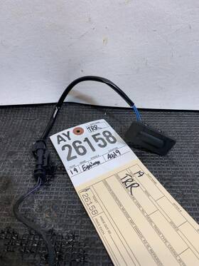 84297114 Chevrolet 2018 2019 2020 Equinox Rear Liftgate Release Switch Button Oem
