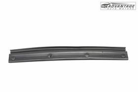 94511494 Chevrolet 2016-2022 Chevy Spark Hatchback Tailgate Liftgate Upper Weatherstrip Seal Oem