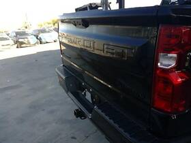 Chevrolet Truck 170.gm8m26 Silvrdo15 2026 Trunk/hatch/tailgate 2500431