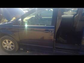 172.ch1408 Chrysler Town Coun 2008 Hatchback Strut 240079