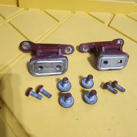 Chrysler 19375002 04-08 Crossfire Complete Set Of Red Trunk Hatch Hinges Oem With Bolts