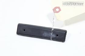 61177-17 Chrysler 2015-2023 300 Rear Left Deck Lid Hatch Tailgate Buffer Stop Stopper Oem 61177-17 Chrysler 2015-2023 300 Rear Left Deck Lid Hatch Tailgate Buffer Stop Stopper Oem