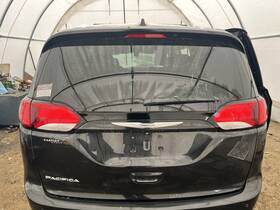 643261 Chrysler Used Deck Lid Fits 2017 Pacifica Camera Power Liftgate Privacy Tint Gl 643261 Chrysler Used Deck Lid Fits 2017 Pacifica Camera Power Liftgate Privacy Tint Gl
