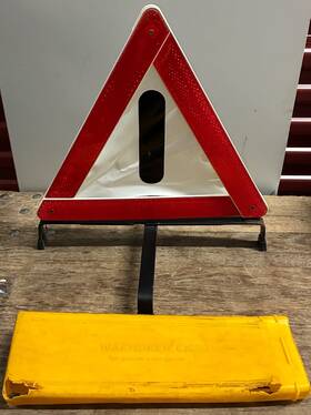 K23615 Dambach Elite Warndreieck Foldable Emergency Warning Triangle Yellow Case Mercedes Euro K23615 Dambach Elite Warndreieck Foldable Emergency Warning Triangle Yellow Case Mercedes Euro