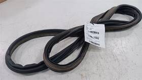 905.ch2d16 Dodge Dart Trunk Lid Hatch Door Rear Back Rubber Seal 2013 2014 2015 2016