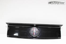 Lr3b-6343504-ac59b8 Fomoco 2018-2023 Ford Mustang Coupe Rear Trunk Deck Lid Lower Cover Panel Oem