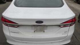 170-01990f Ford Trunk Lid Assembly Rear View Camera Without Spoiler Fits 17-18 Fusion