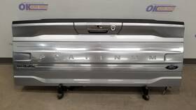 170-10337e Ford 22 F150 Platinum Tailgate Assembly Silver With Step And Rear View Camera