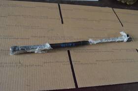 172.fd1g01 Ford 2001 2002 2003 2004 Mustang Trunk Lid Struts Shocks Coupe