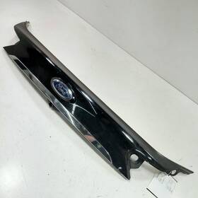 195-10042a Ford Tail Finish Panel Black Upper Chrome Lower Trim Fits 19-24 Edge 195-10042a Ford Tail Finish Panel Black Upper Chrome Lower Trim Fits 19-24 Edge