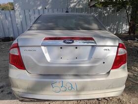 9e5z5440110a Ford Used Deck Lid Fits 2011 Fusion Without Spoiler Rear View Camera Grade A