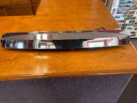 9l14-78404c42 Ford Oem Expedition 2007-2014 Rear Trunk Tailgate Chrome Molding With Camera