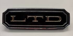 C9ab-5443521-b Ford 1969-1972 Galaxie Ltd Trunk Lock Cover Ornament Badge Emblem Lid Trim