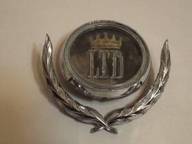 C9az54435i4a Ford Roof Emblem 1969 Ltd Wreath Badge Ornament Trim 302 351 390 429 Brougham 69