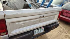Ford Trucks E7tz9940700c 1983-1992 Ranger Tail Gate Oem Silver
