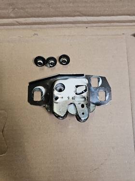 J5336 General Motors 1978-1988 Gm G-body Malibu Cutlass Monte Carlo Regal Trunk Latch