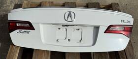 06685-tx8-a10zz Genuine Acura 2016 - 2018 Ilx Rear Trunk Deck Lid Assembly Complete With Camera Chrome