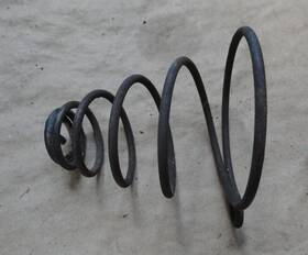 05434 Gm 84-88 Fiero Gt Se 2m4 Hood Open Assist Spring