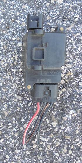 16622774 Gm 90 92 Camaro Firebird Rear Hatch Pull Down Motor Reversing Switch - Tested