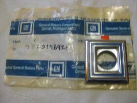 20196926 Gm Nos Buick Regal 1981 - 1987 Trunk Lock Cover Bezel Escutcheon