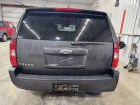 25810434 Gm Trucks 07-14 Chevy Tahoe Rear Trunk Decklid Manual Lift Gate Taupe Gray 62