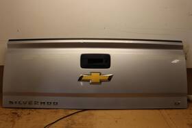 84264213 Gm Trucks 2014-2019 Chevy Silverado 1500 Trunk Lid Tailgate Silver With Camera Oem